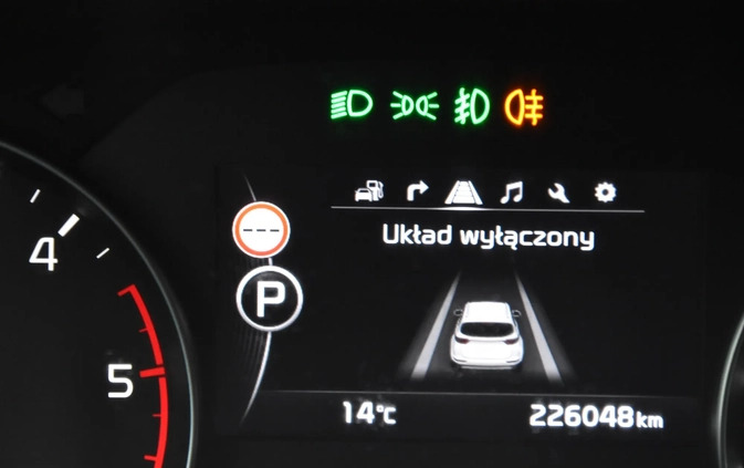 Kia Sportage cena 66900 przebieg: 200000, rok produkcji 2016 z Wojnicz małe 781